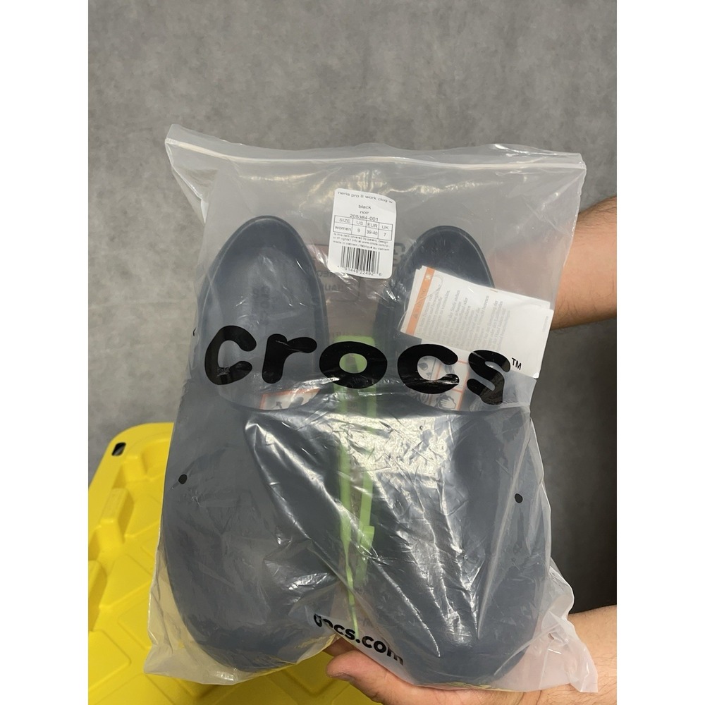 NWT Crocs Neria Pro II Work Clog Black Women's Size 9 Slip-On Professional Shoes - Picture 11 of 11